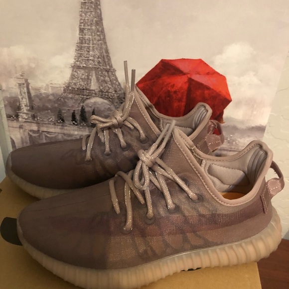 Yeezy Boost 350 V2 Mono Mist - Picture 6 of 8